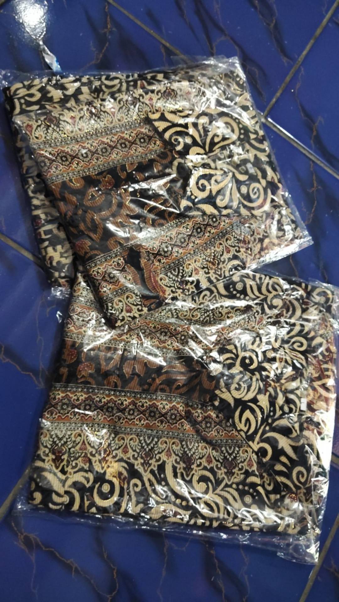 Wm>couple Batik Cacing Gold / Couple Kamboja Gold / Couple Keluarga/ Rok Plisket