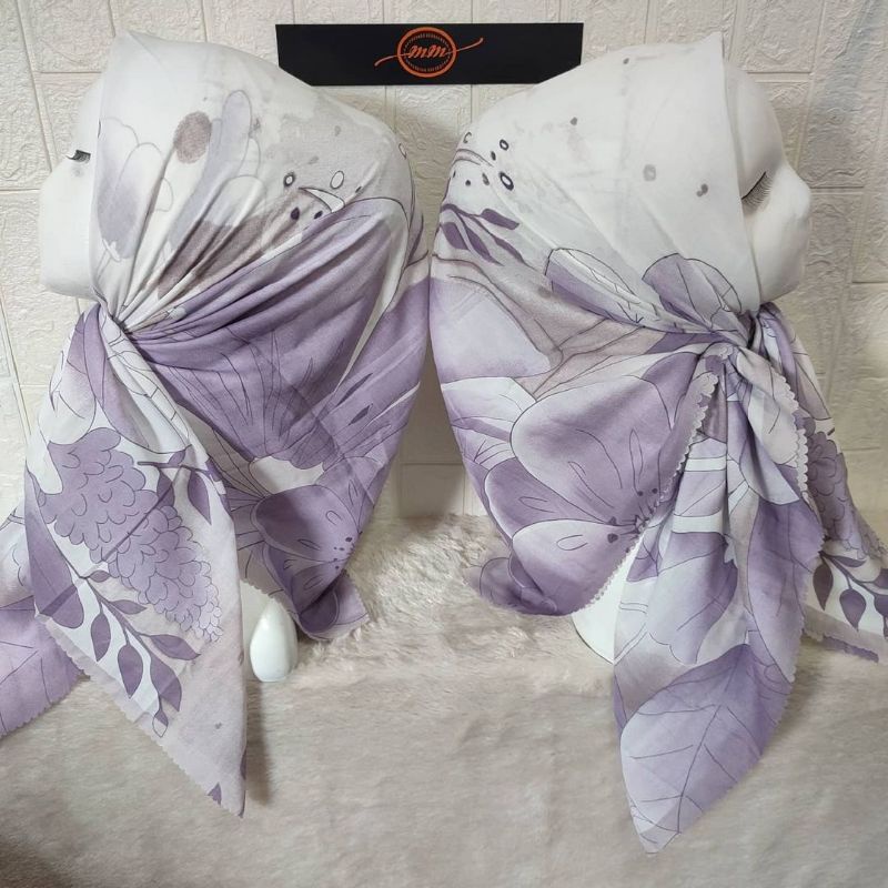 HIJAB SEGI EMPAT VOAL MOTIF PUTIH BUNGA UNGU KERUDUNG JILBAB MURAH