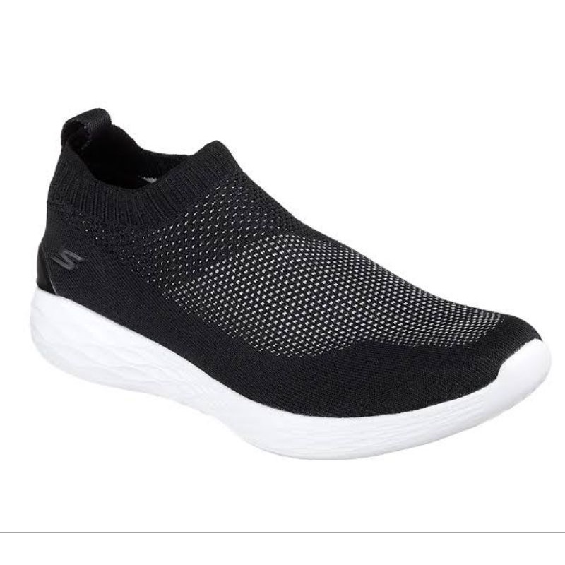 Skechers go strike sale 70% size 42.5