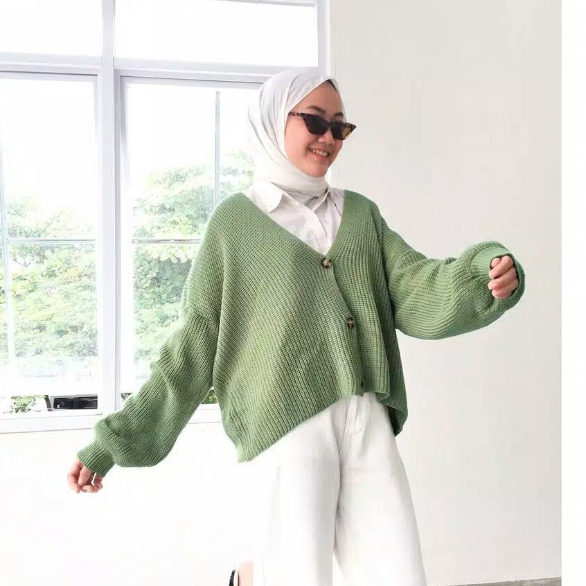 Vina Knitted Cardigan Rajut Kancing Oversize Tangan Balon