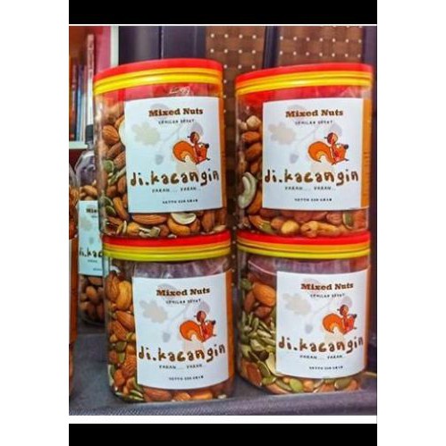 

Mixed Nuts 300 gr by @Dikacangin.yakan
