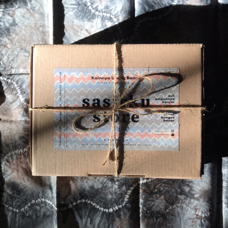 

BOX Hampers Sasirku Store Hadiah oleh-oleh