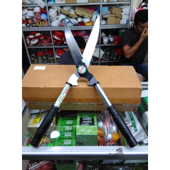 

TERBARUU!! GUNTING RUMPUT KENMASTER / GUNTING KEBUN KENMASTER / GUNTING RUMPUT TERBARU