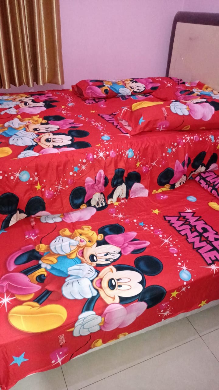 Sprei Sorong 2in1 Karakter Merk Fata Uk. 120x200