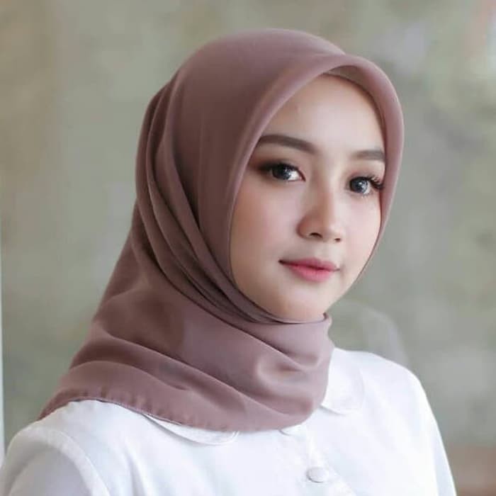 Promo    Jilbab hijab Segi Empat Bella Square Laudya Square | Shopee Indonesia