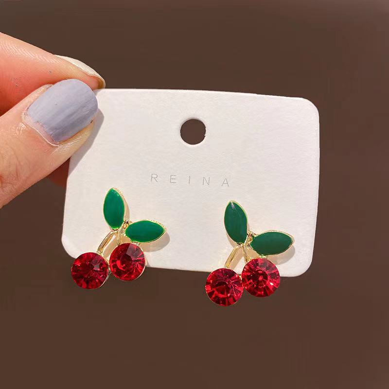 Gaya Korea sterling silver jarum musim panas merah gaya baru kecil cherry elegan manis anting-anting