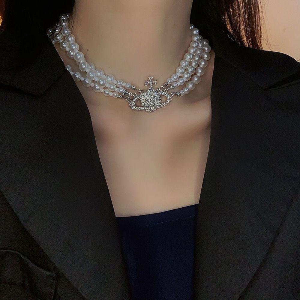[Elegan] Wanita Kalung Mewah Elegan Tiga Lapisan Berlian Imitasi Salib Saturnus Liontin Alloy Perhiasan Aksesoris