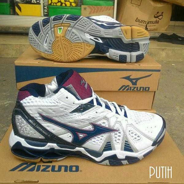 mizuno tornado 9 original