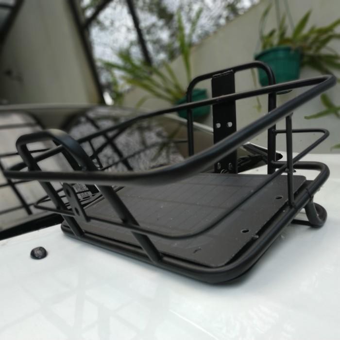 "AS" keranjang sepeda Alloy hollow plus solar cell