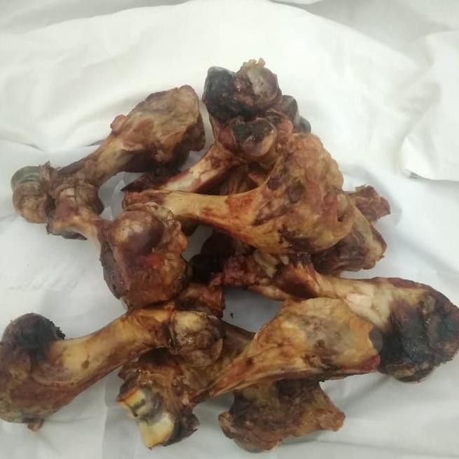 SNACK ANJING/ROASTED PORK BONE/TULANG BABI PANGGANG KODE 84