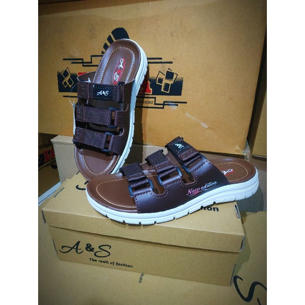 Sandal Casual Pria kekinian / Sandal Slop LOZTA Pria Terbaru Termurah-Coklat putih