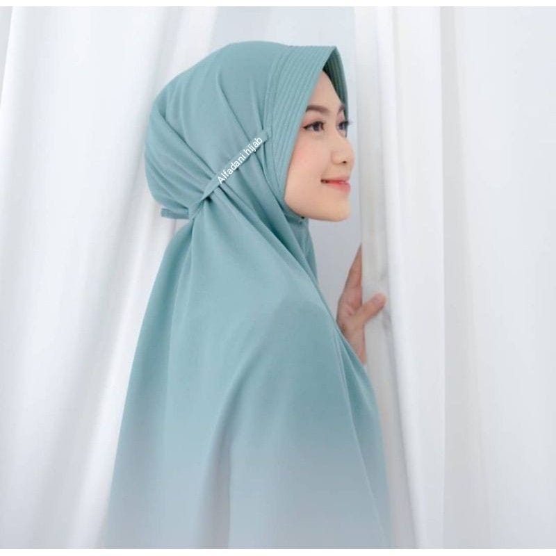 BERGO PET TALI/HIJAB INSTAN/KERUDUNG/JILBAB CRINKLE
