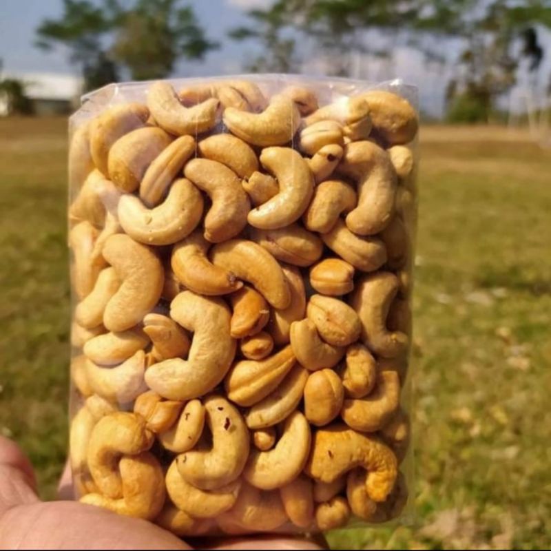 

KACANG METE OVEN SUPER UTUH/KACANG METE ORIGINAL 500GR