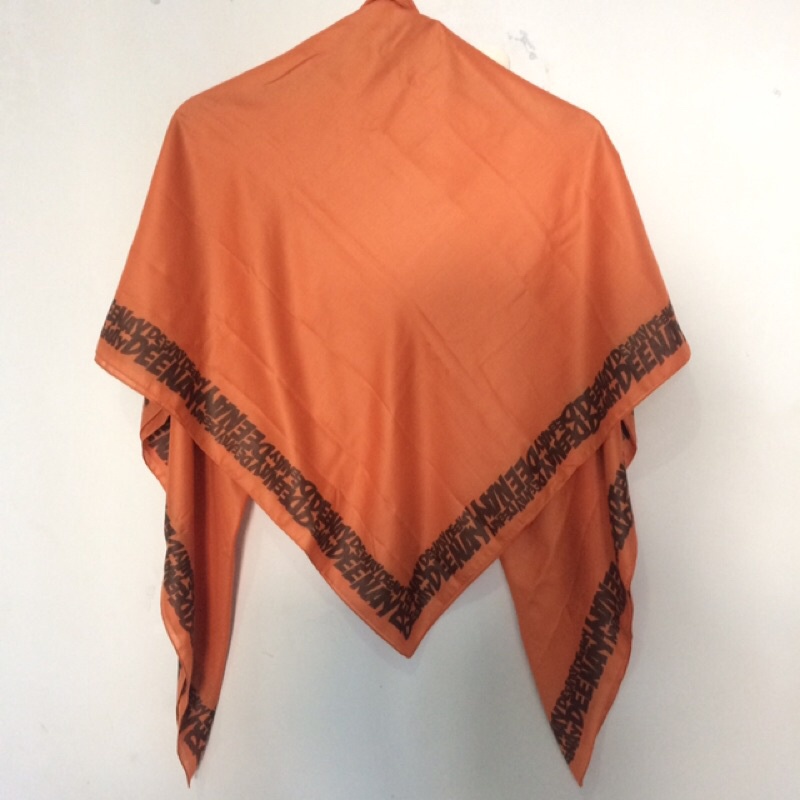 Preloved Deenay Melma