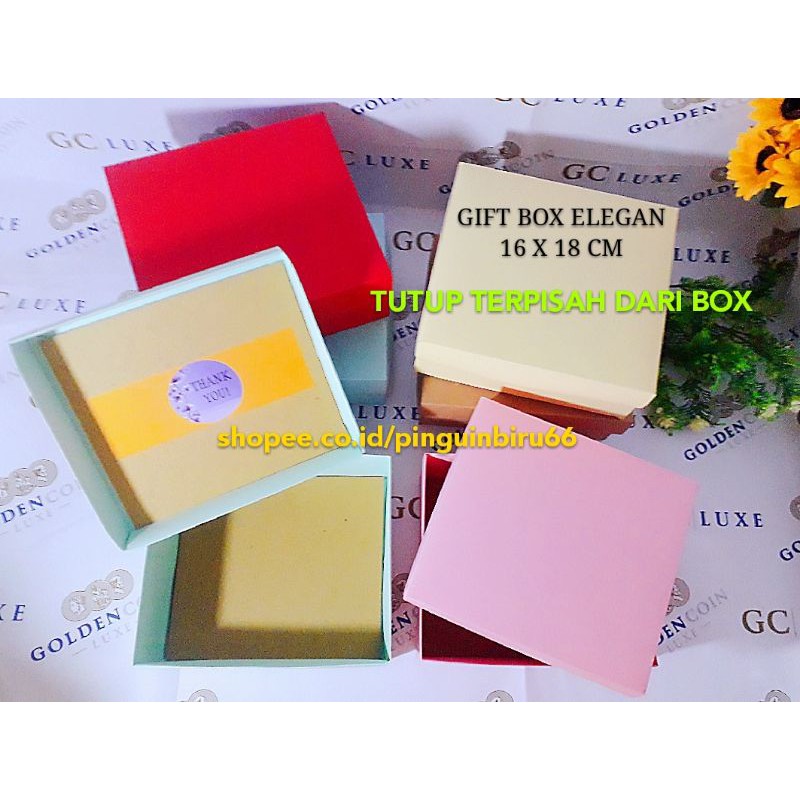 

ELEGAN GIFT BOX 16x18x7 CM + STICKER THANKYOU di bagian dalam tutup box.