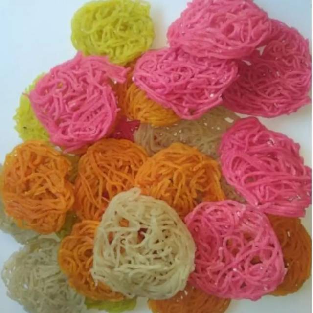 

Cemilan Renggining Khas Bandung Barat