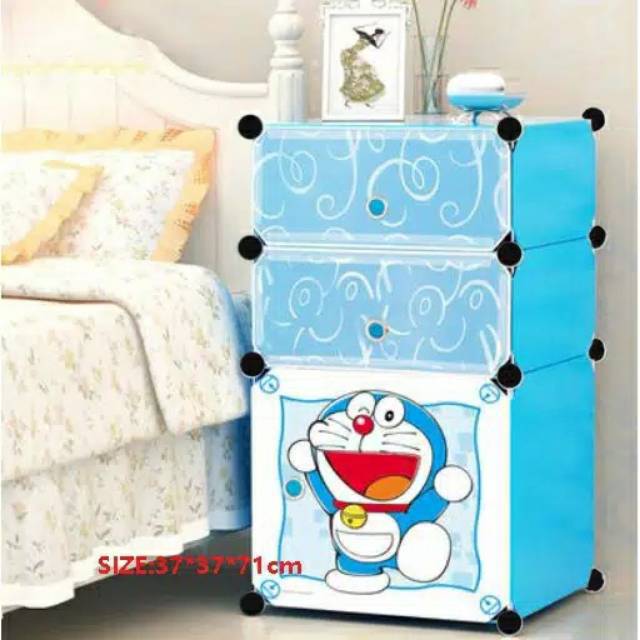 Lemari Rakit Plastik Baju Anak / Rak 3 Susun Serbaguna Multifungsi Motif Kartun Doraemon Hello Kitty