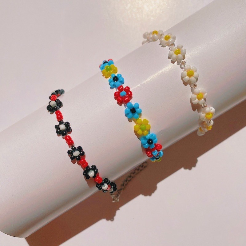 IU bracelet / V BTS bracelet / KPOP IDOL bracelet / full daisy / gelang manik / beads bracelet
