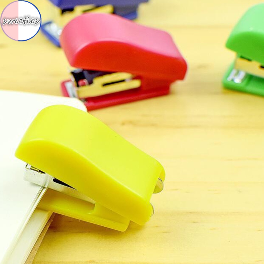 (Aaoottuuoo5.Id) 1pc Stapler Mini Warna Acak Untuk Sekolah / Kantor