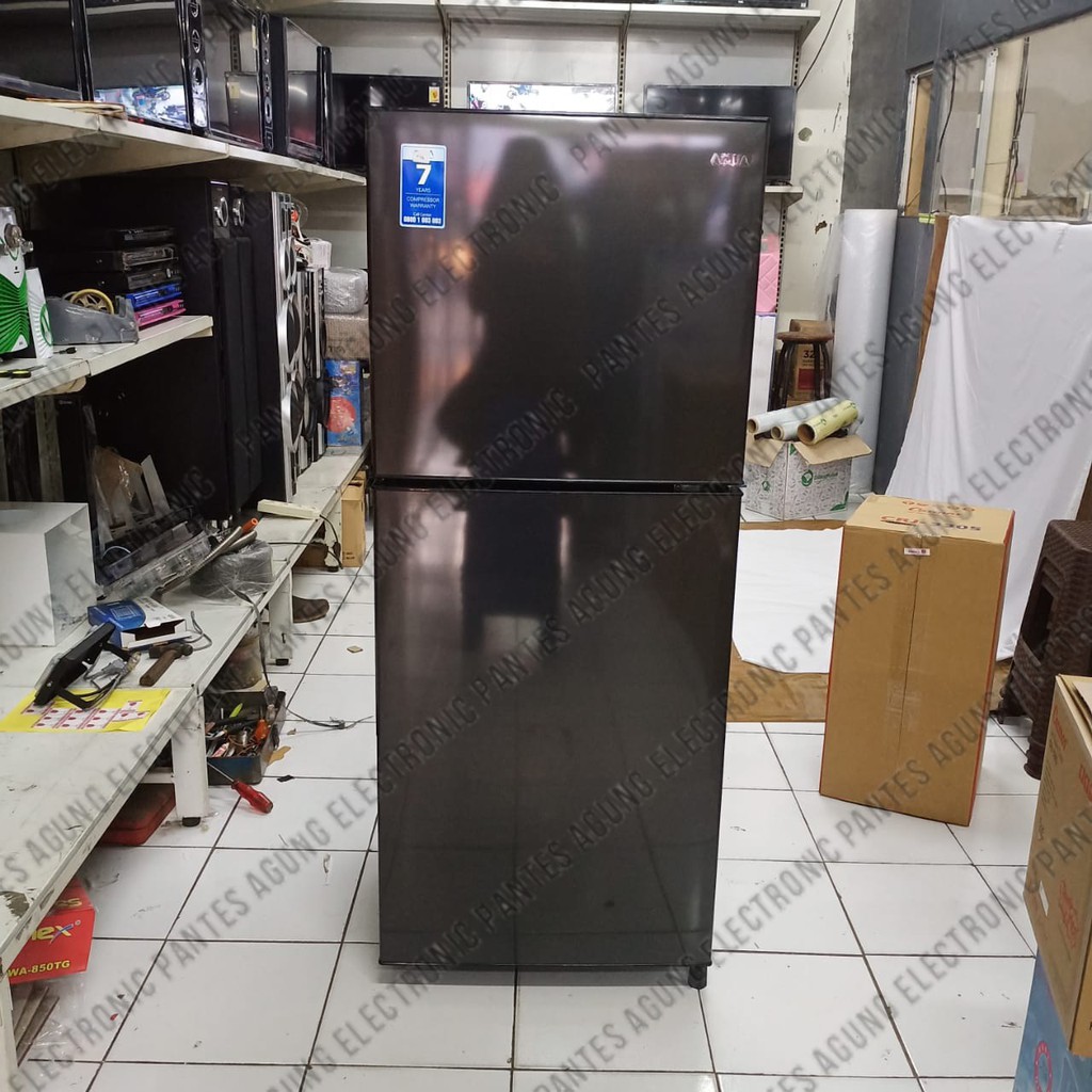 AQUA Lemari es 2 pintu  AQRD 251  Garansi Resmi 7 thn khusus bdg