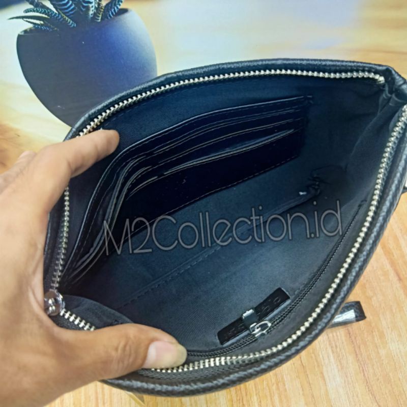 Clutch Coach Leather embos Handbag Tas Tangan Premium Quality