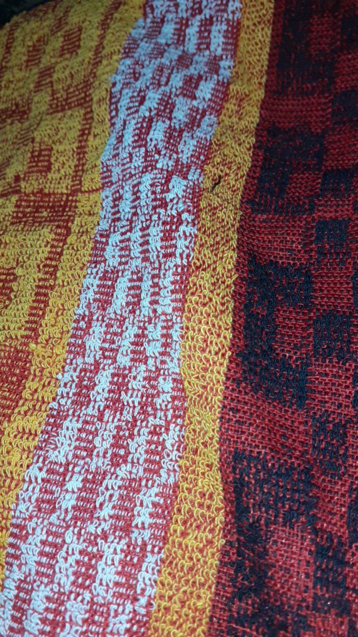 Handuk Pantai Random