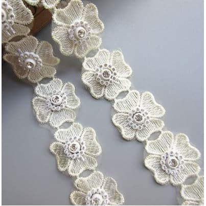 Lace Patch - White Flower Beading #26 (6pcs)