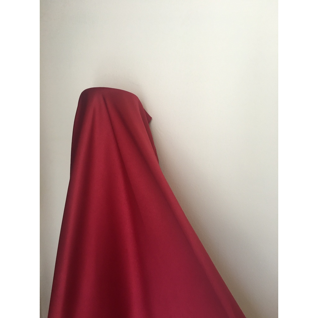 Kain Satin Velvet Premium Warna Merah Maroon Bahan Seragaman bahan Furing Bisa untuk Background Backdrop foto Produk