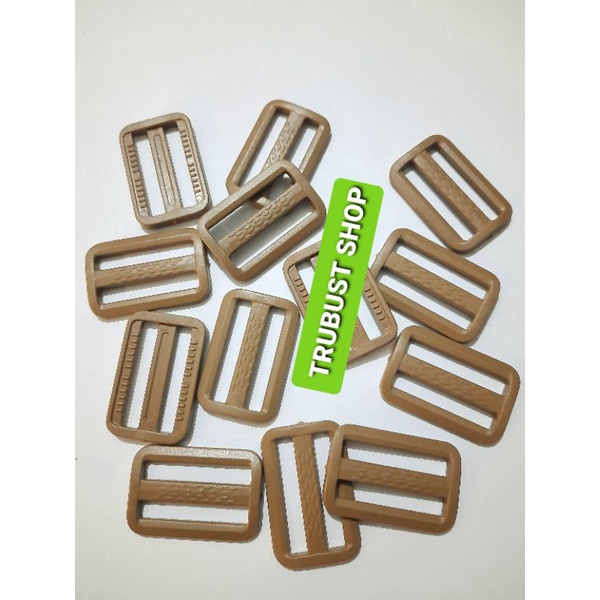 ring jalan tas ring geser plastik acetal ukura 3.8cm coklat muda/cream jual per pack isi 60pcs