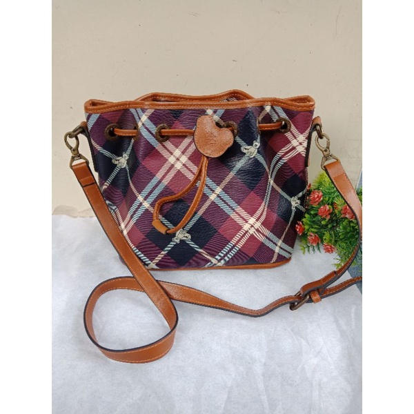 TINNIE WINNIE SLING SERUT,  DAWSTRING BAG, PRELOVED TINNIW WINNIE,  SLING SERUT KULIT,  PRELOVED TAS
