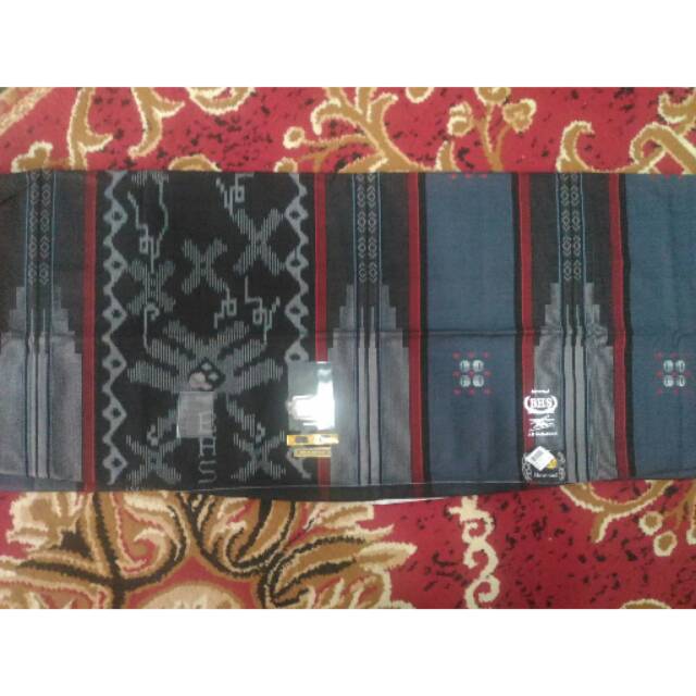 Sarung BHS Mercerized SKT Songket Hitam SGK642