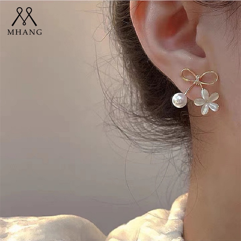 Anting Stud Desain Bunga Opal Mutiara Warna Emas Gaya Korea