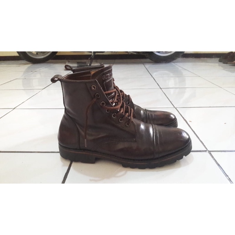 SEPATU BOOT GUTEN INC