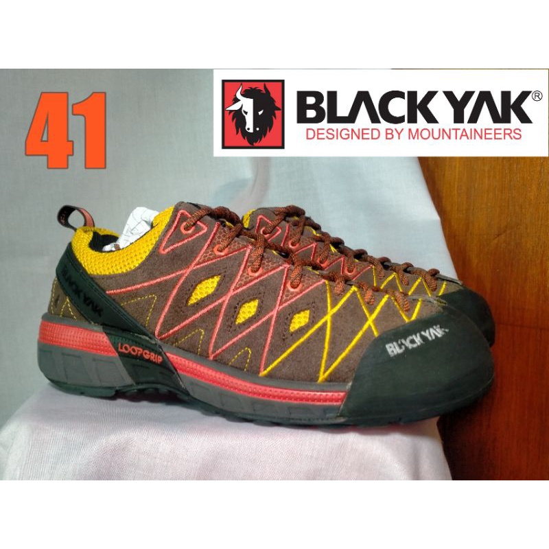 Sepatu Black Yak Second Original