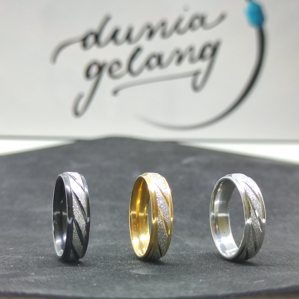 CINCIN TITANIUM PASIR SILVER GOLD HITAM / CINCIN PRIA WANITA ANAK COUPLE TUNANGAN / DUNIAGELANG.ID