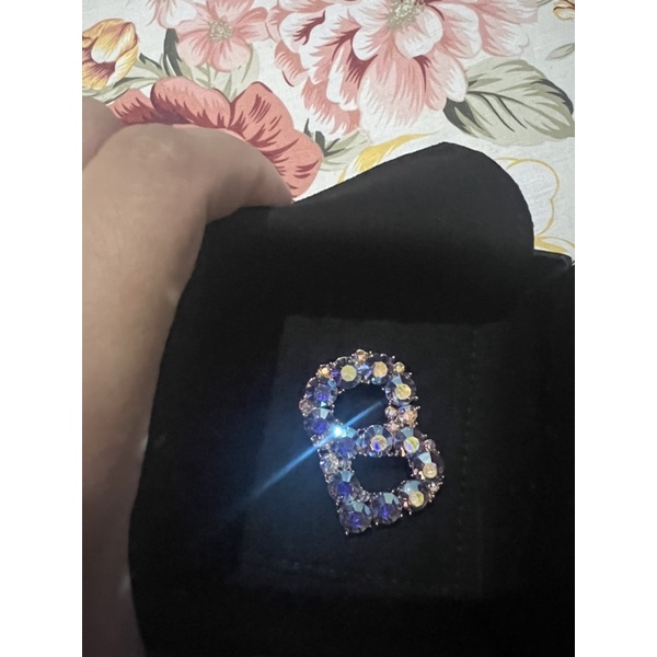 New orlin brooch blue buttonscarves