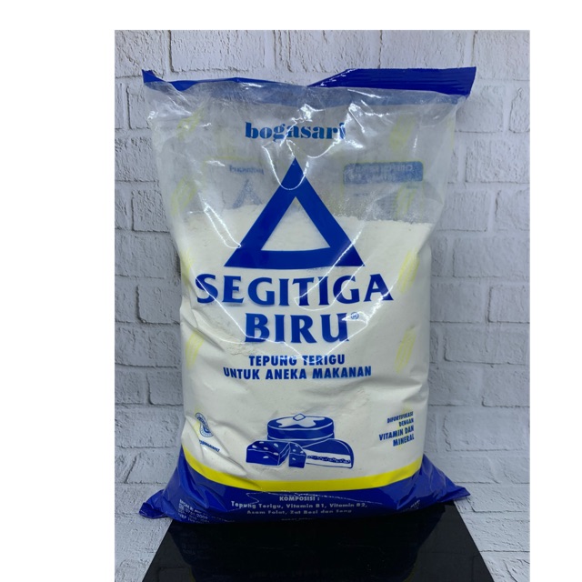 

Tepung Terigu Segitiga Biru 1kg PROMO MURAH