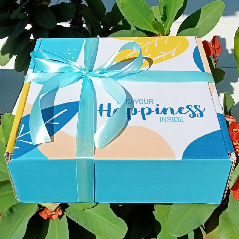 

BOX HAPPINESS 22X22X8 - BOX HAMPERS - KOTAK KADO - KOTAK HAMPERS - KADO ESTETIK