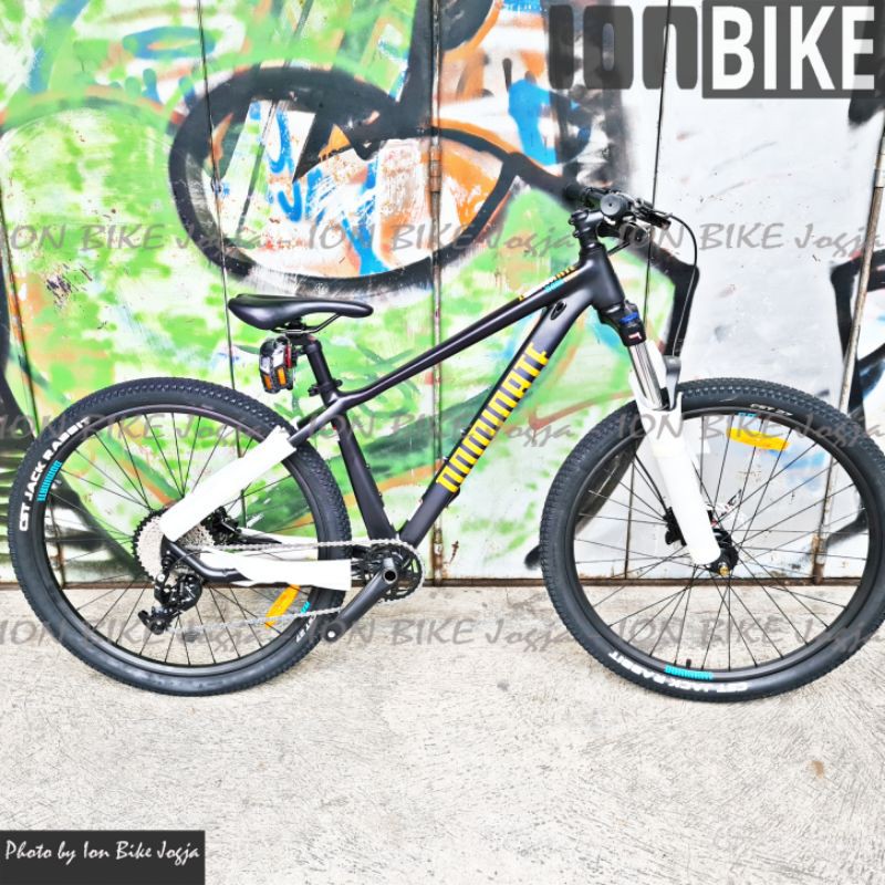sepeda MTB dominate A One COMP 27.5 11 speed Fork XCM 34 TA Boost murah original by patrol