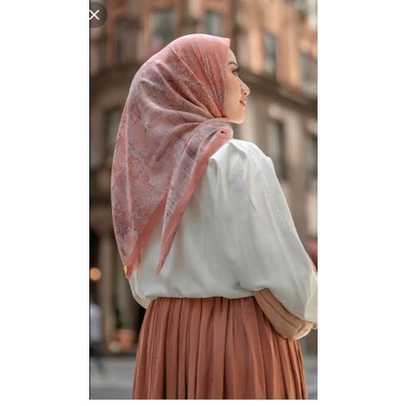 New york reborn nomad new Buttonscarf