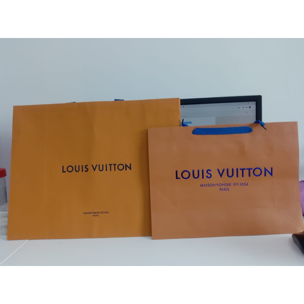 

PAPERBAG IMPORT LV