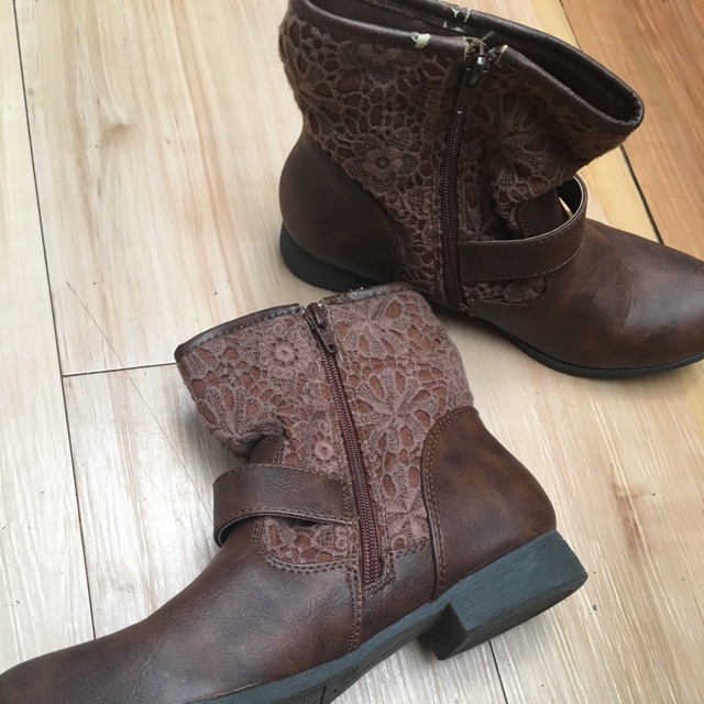 Sepatu boots american eagle payless