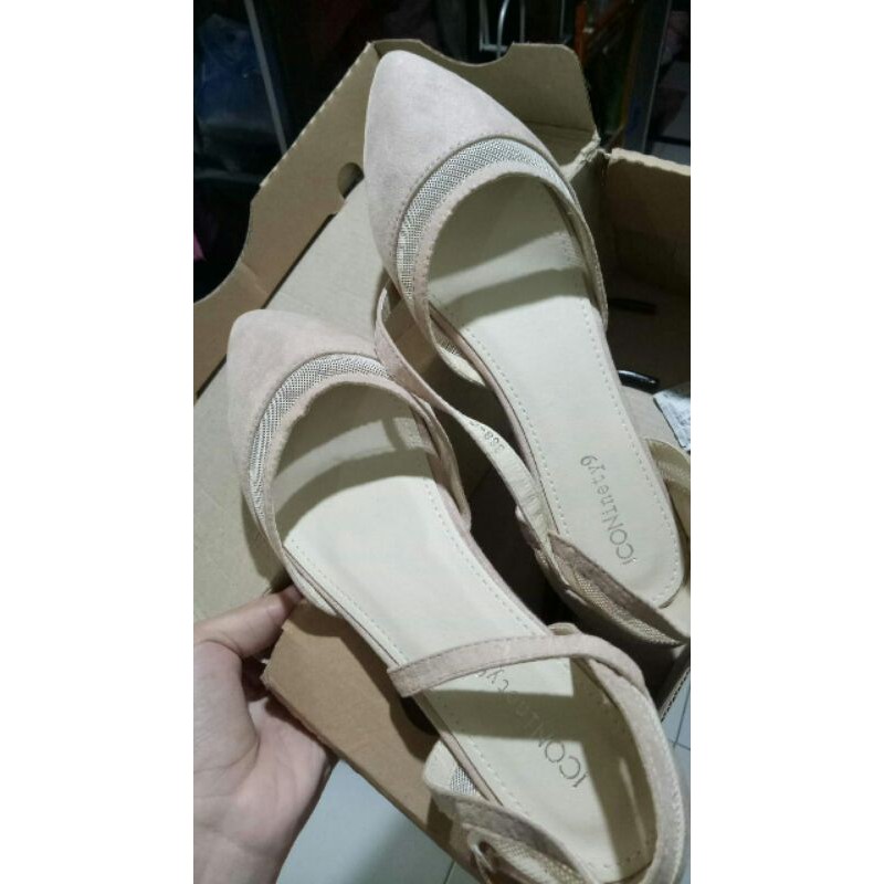 flats ICONinety9 apricot