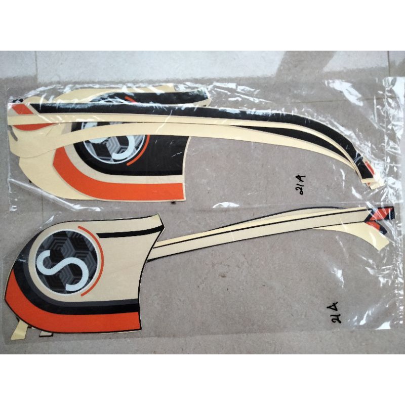 Striping Sepeda Motor Scoopy Tahun 2021 (TIPE A)