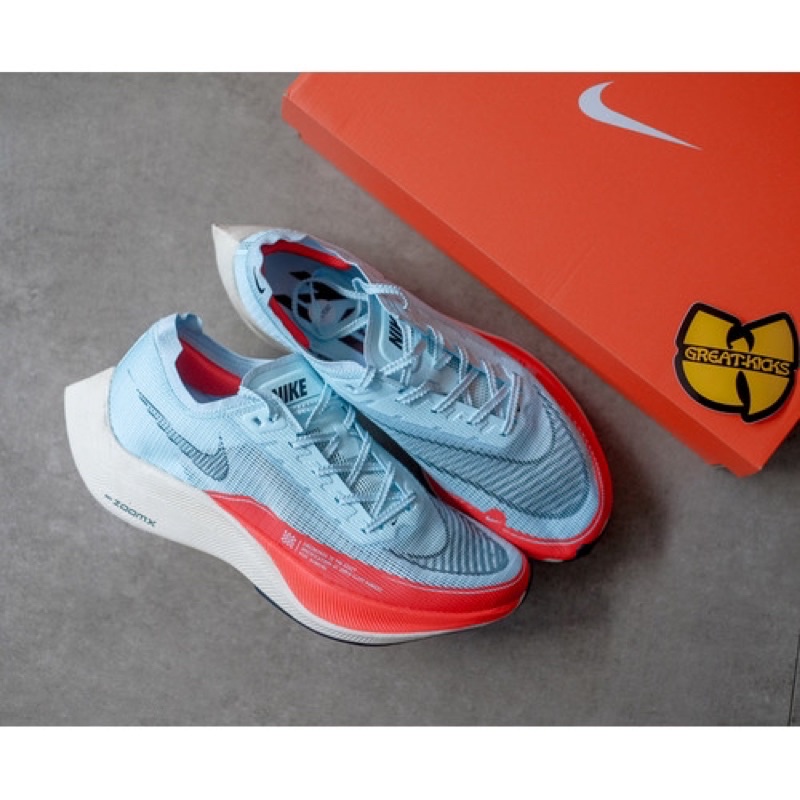 nike vaporfly 2 softblue red