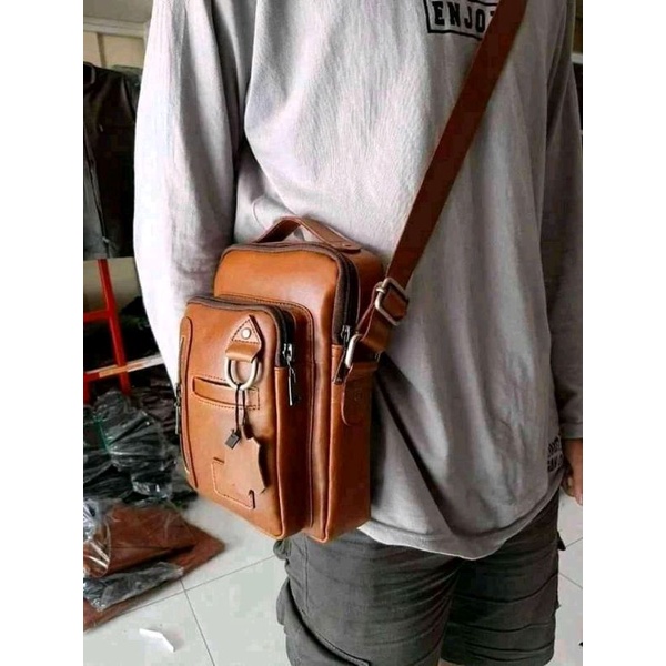 Tas Slempang Pria Kulit Asli full Up Tas Selempang full Up Original Kulit Sling bag  Pria Anti Api Terbaru