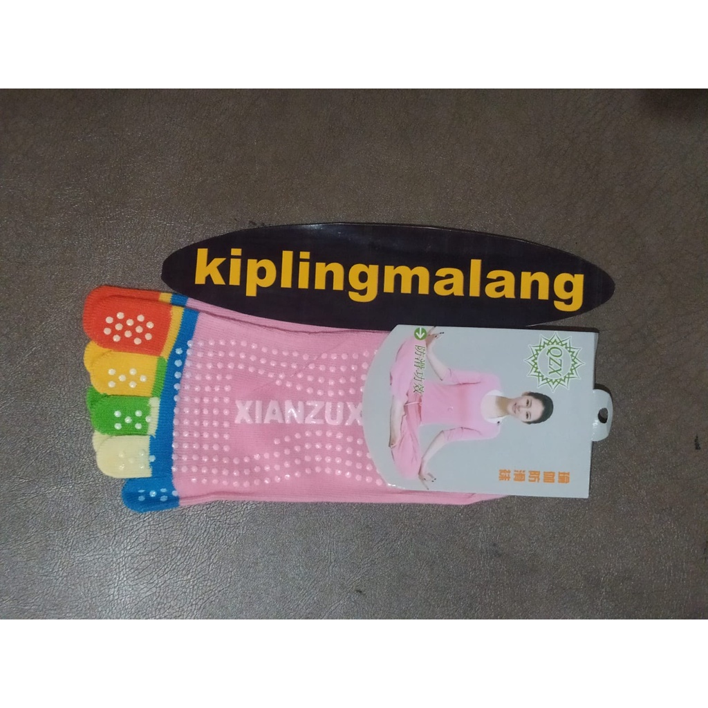 Kaos Kaki Yoga Pilates merk XIANZUXIU Kipling Malang