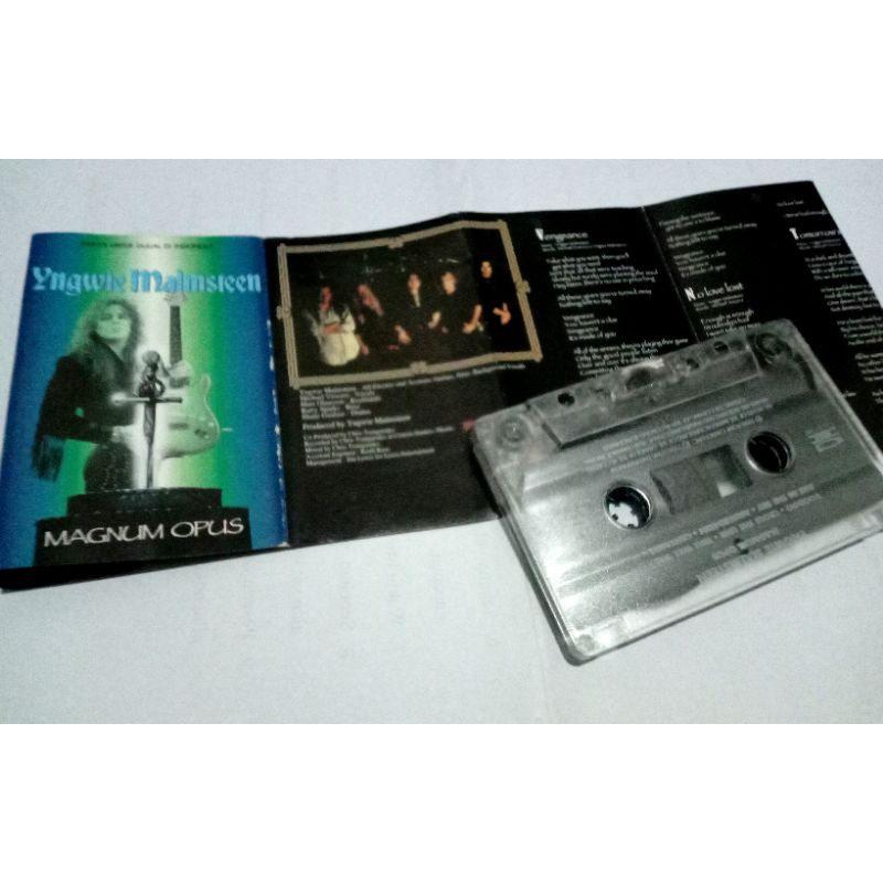 kaset yngwie malsteem magnum opus