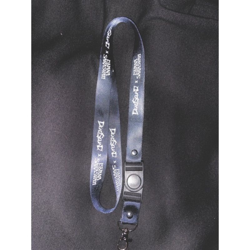 

lanyard gantungan DEADSQUAD X ISYANA band logoidcard/kartu nama/key/tulisan/flashdisk