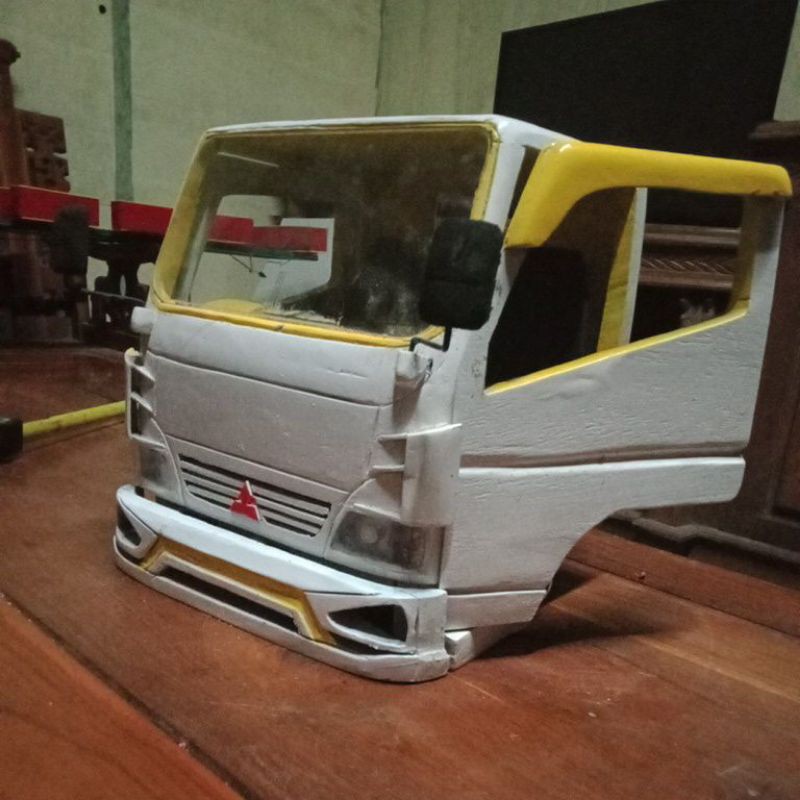 Harga Miniatur Truk Canter Terbaru Agustus 2021 Biggo Indonesia